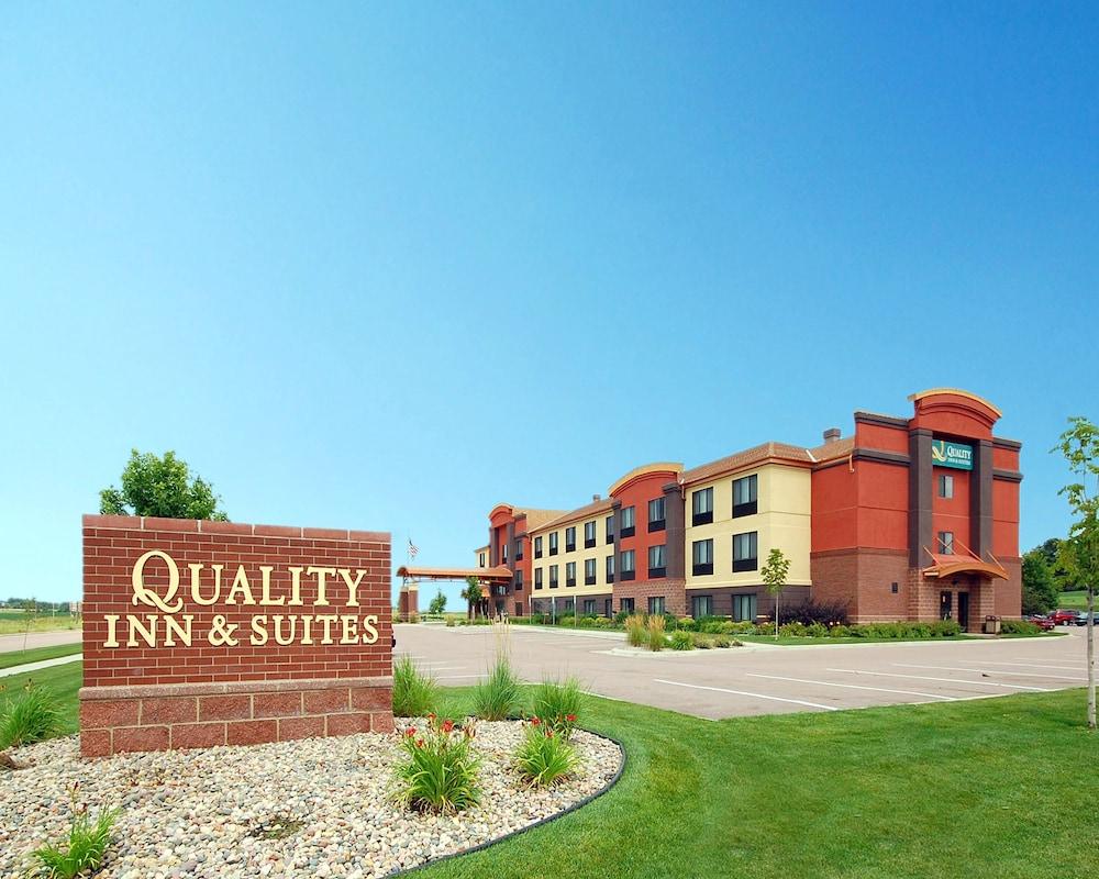 Quality Inn & Suites Airport North Sioux Falls Eksteriør bilde