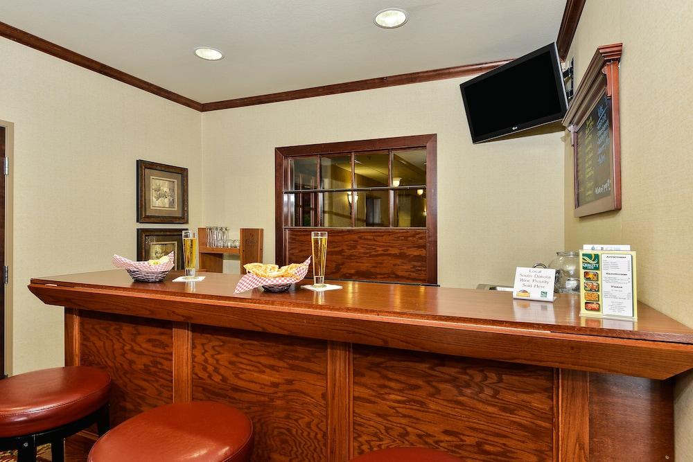 Quality Inn & Suites Airport North Sioux Falls Eksteriør bilde