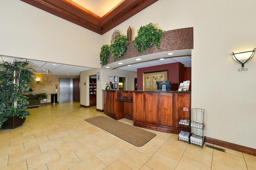 Quality Inn & Suites Airport North Sioux Falls Eksteriør bilde